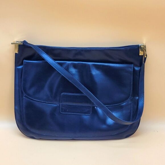 Authentic Gucci Shoulder Bag  - Picture 1 of 13